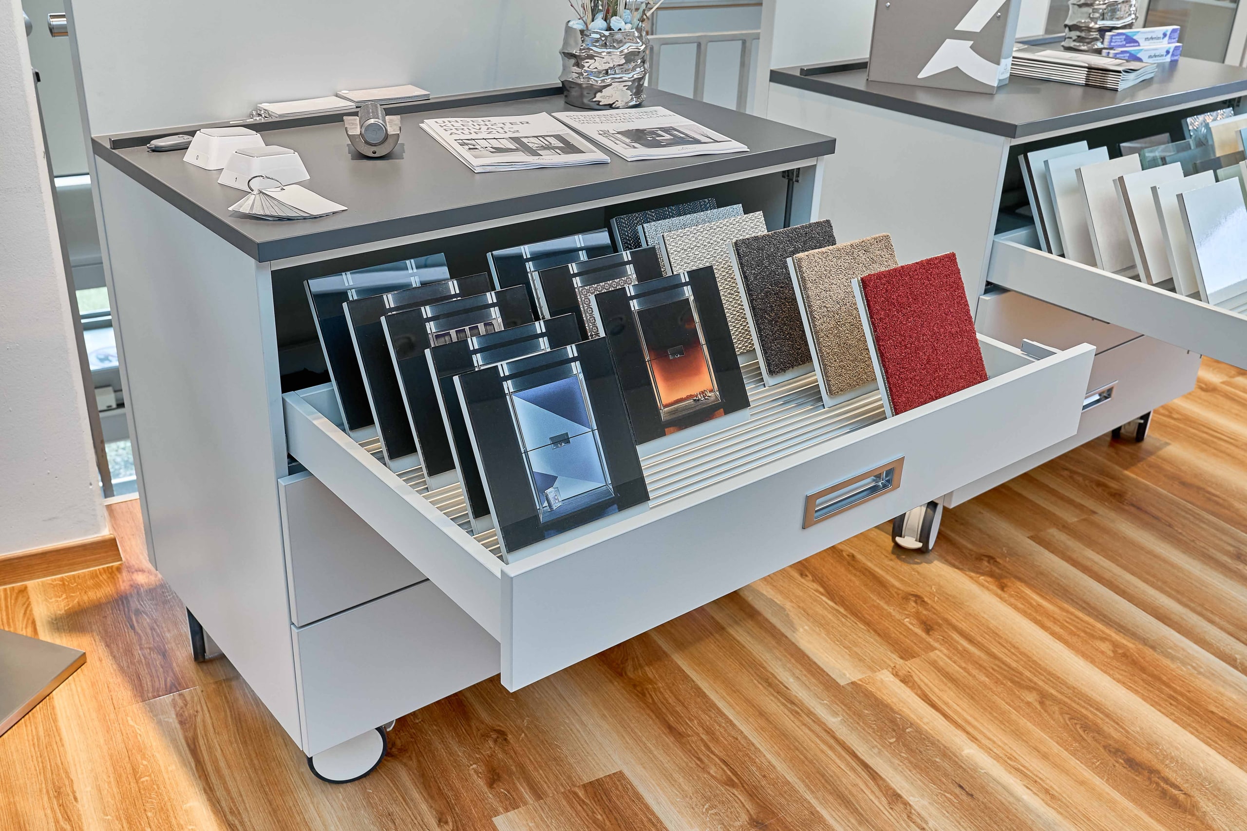 liftzentrum karlsruhe musterschrank